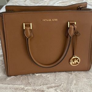 Like new Michael Kors purse